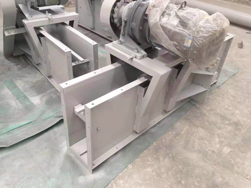 刮板輸送機(jī)